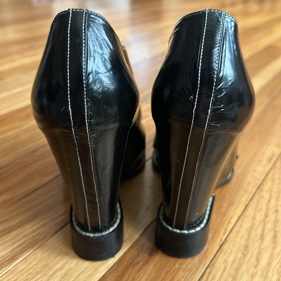 Chloe platform wedge cut out bootie size 39/9 - Picture 6 of 9